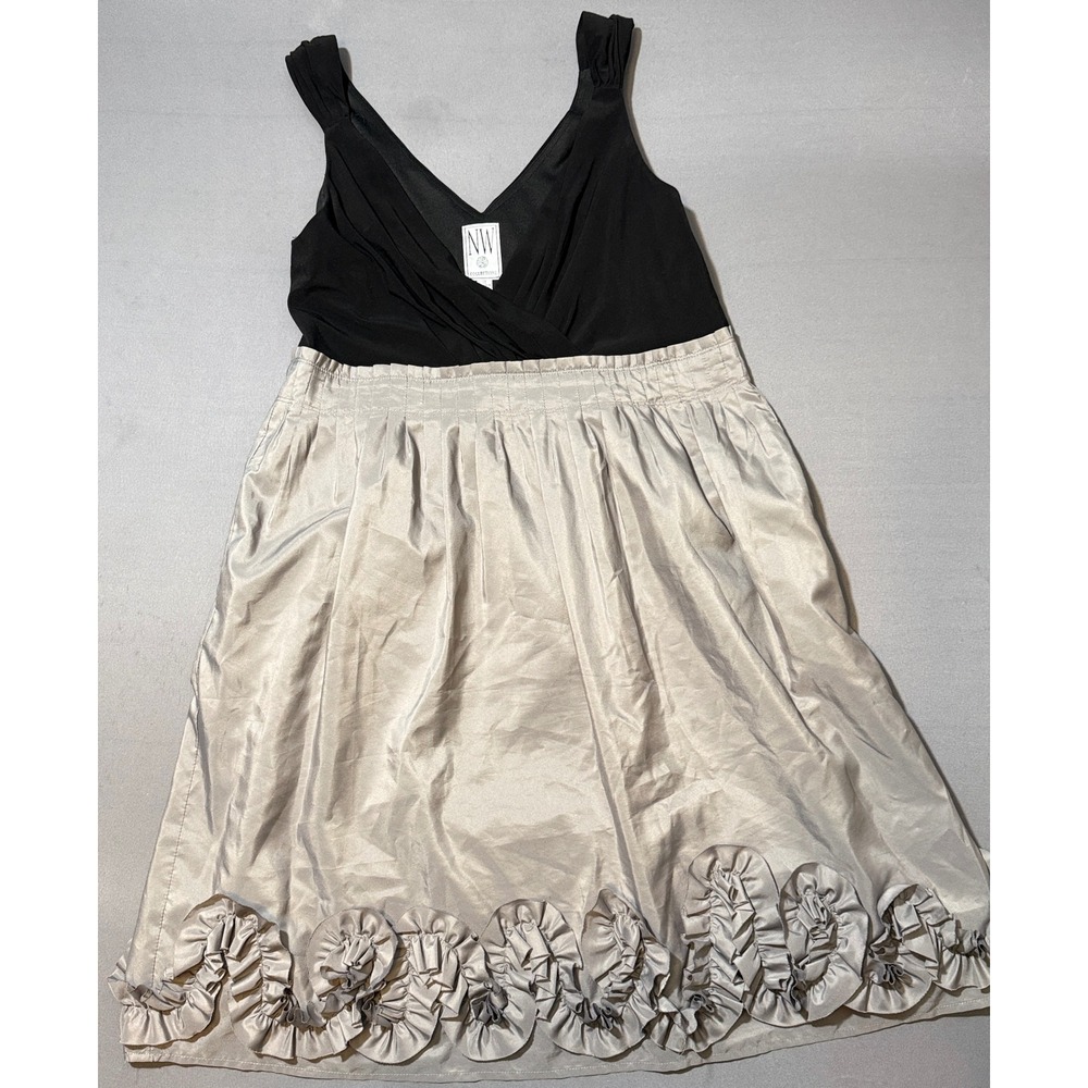 NW Collections Women's Black &‎ Champagne Dress Size 12 V Neck Ruffle Hem